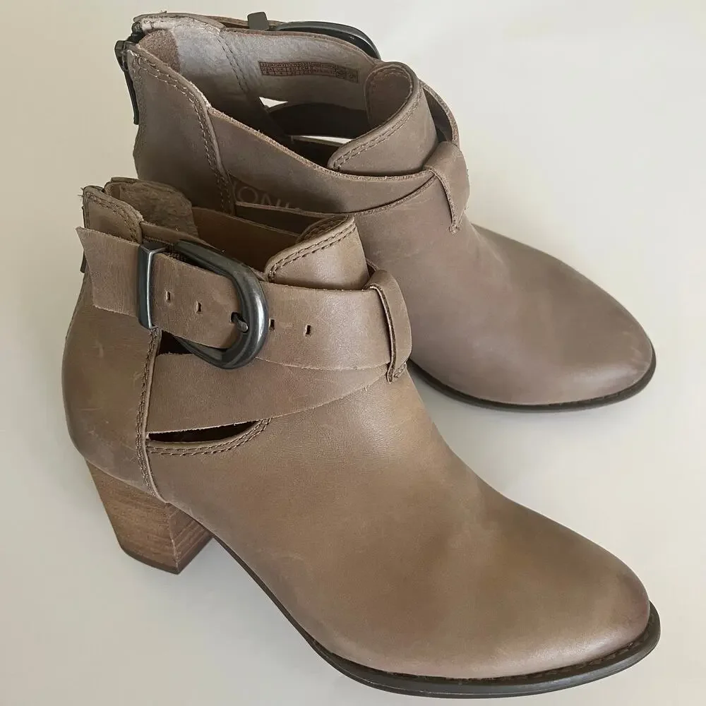 Vionic 'Rory' Women's 6 Taupe Leather Ankle Bootie Buckle Detail Almond Toe